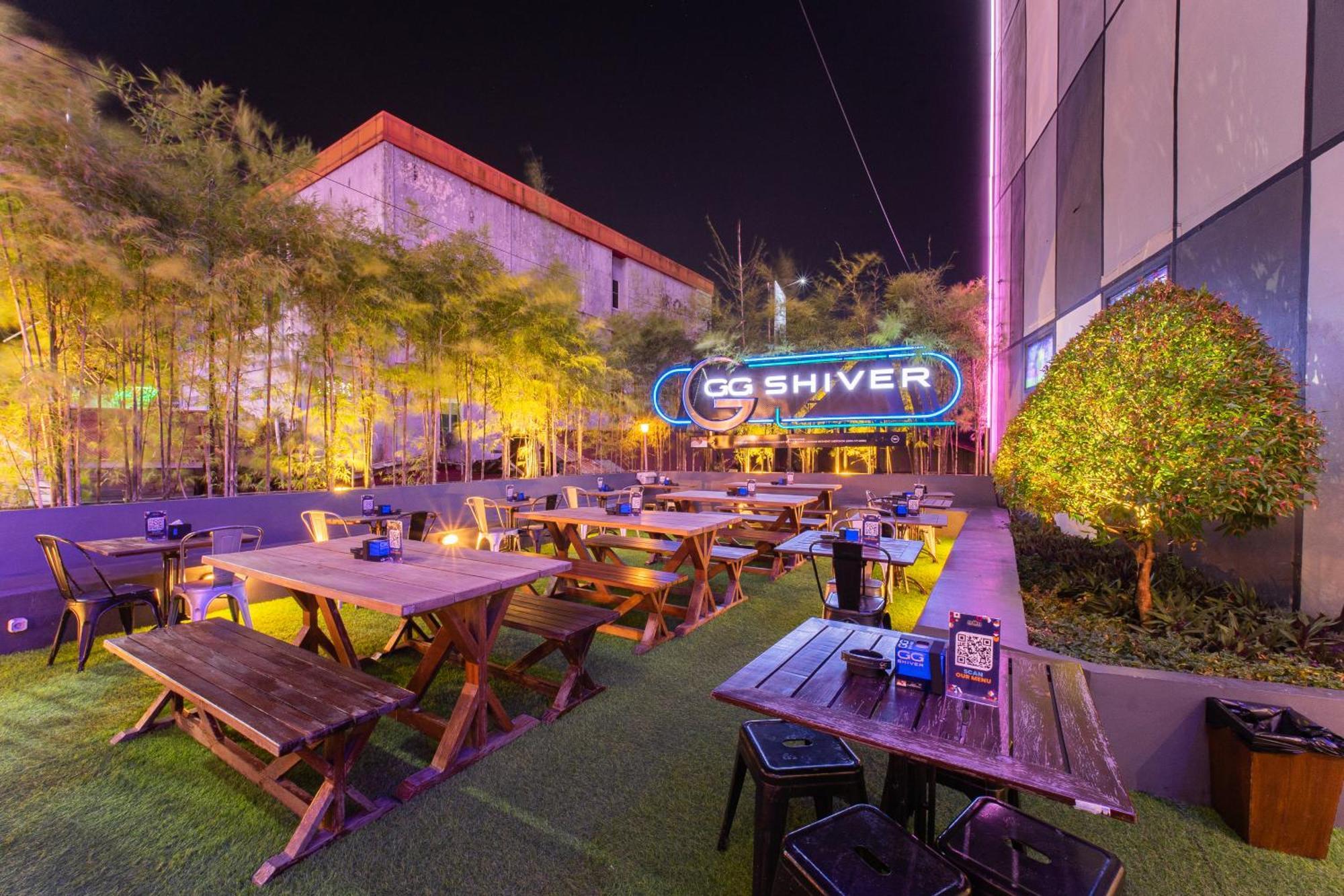 J Icon Hip Hotel Balikpapan  Exterior foto